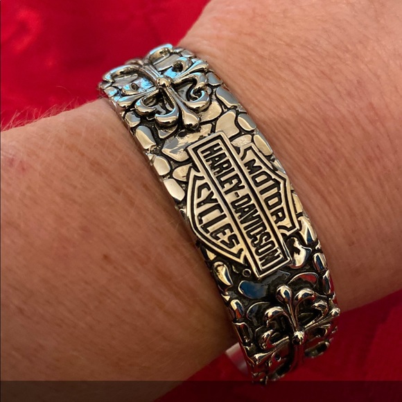 Harley-Davidson Jewelry - Limited! HD Womens Bracelets
